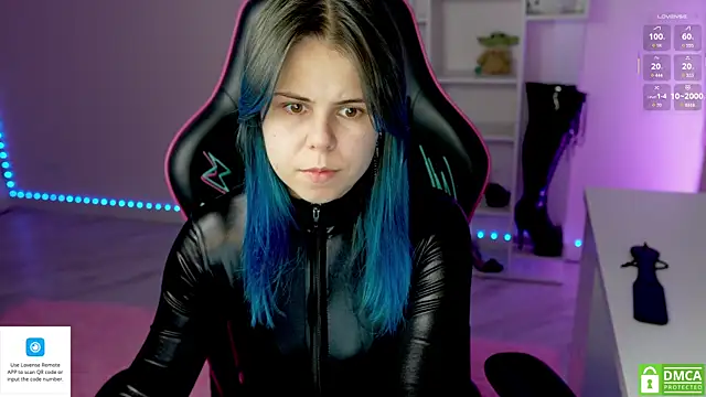 Latex Kitty online show from 21, 11, 2025