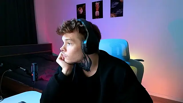 DENIS HERE online show from 7, 1, 2026