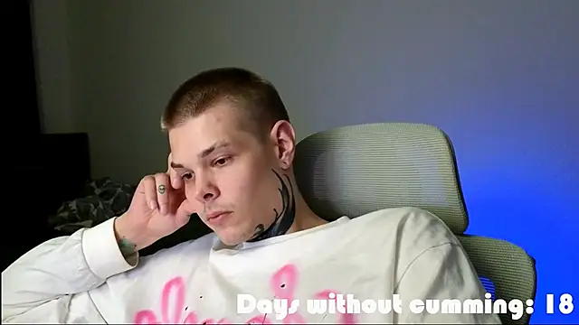 Snapshot of DENIS_HERE chatting on 22, 5, 2026 DENIS HERE online show from 22, 5, 2026