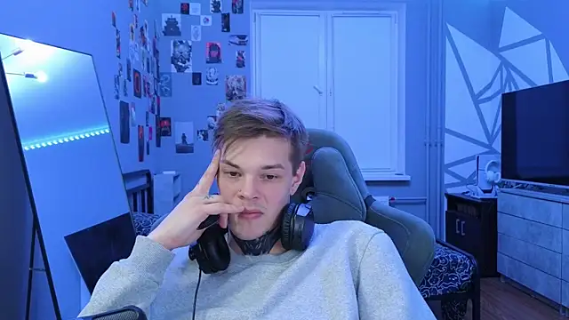 DENIS HERE online show from 1, 3, 2025