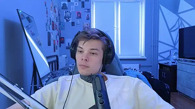 DENIS HERE online show from 11, 3, 2025