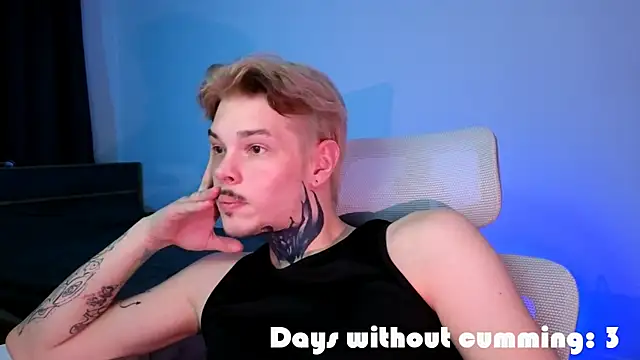 DENIS HERE online show from 22, 4, 2026