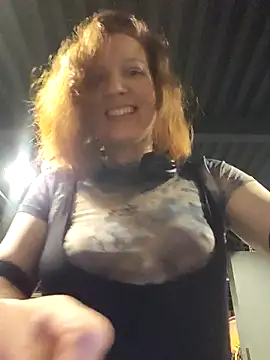 Exhibitionsplit online show from 21, 9, 2025