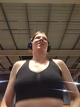 Exhibitionsplit online show from 5, 3, 2025