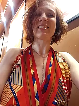 Exhibitionsplit online show from 15, 2, 2025