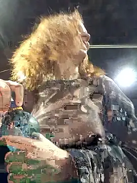 Exhibitionsplit online show from 6, 3, 2026