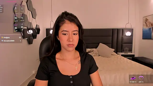 SussanElliot online show from 10, 9, 2025