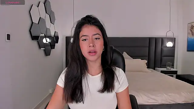 SussanElliot online show from 23, 10, 2025