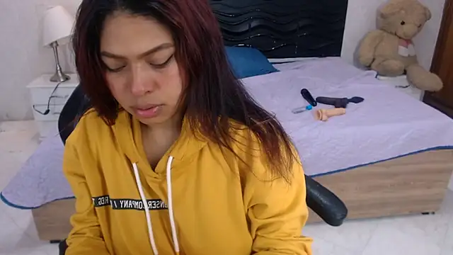 Naomi Tylers online show from 20, 3, 2025