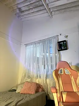 violet-333 online show from 3, 10, 2025