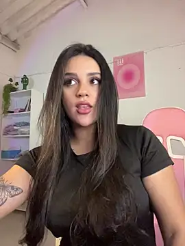 violet-333 online show from 17, 4, 2026