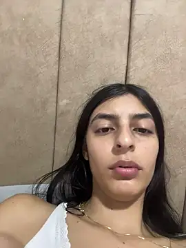 Snapshot of cristel_17 chatting on 9, 2, 2026 cristel 17 online show from 9, 2, 2026