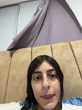 Snapshot of cristel_17 chatting on 18, 1, 2026 cristel 17 online show from 18, 1, 2026