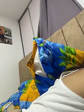 Snapshot of cristel_17 chatting on 15, 2, 2026 cristel 17 online show from 15, 2, 2026