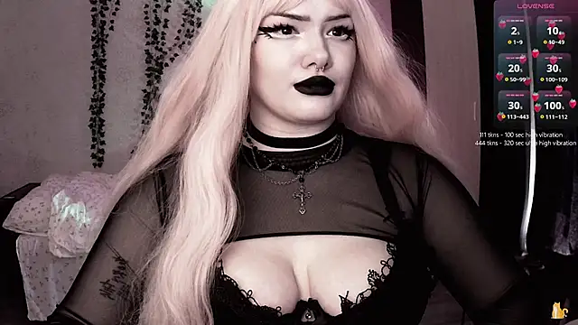 strawberry elfcat online show from 26, 9, 2025