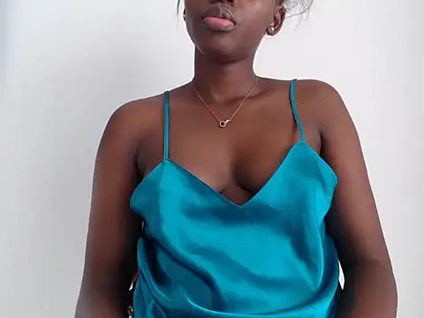 black   ghodess online show from 22, 9, 2025