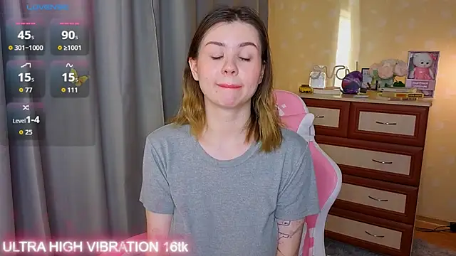 cutie mili online show from 14, 11, 2025