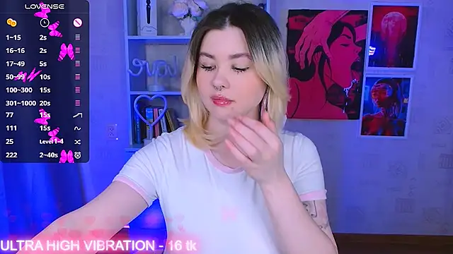 cutie mili online show from 15, 3, 2025