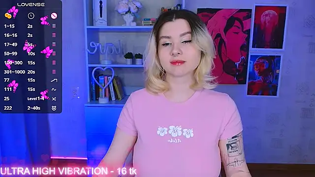 cutie mili online show from 11, 3, 2025