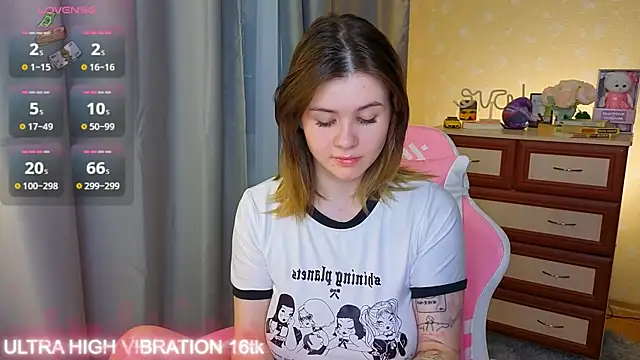 cutie mili online show from 18, 11, 2025