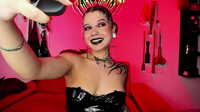 irregular fetish  online show from 26, 3, 2026