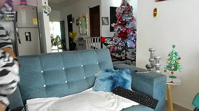 dakota johnson10 online show from 26, 11, 2025