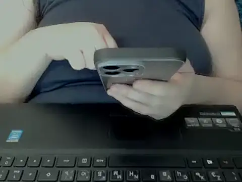 whiteFlower online show from 22, 2, 2026