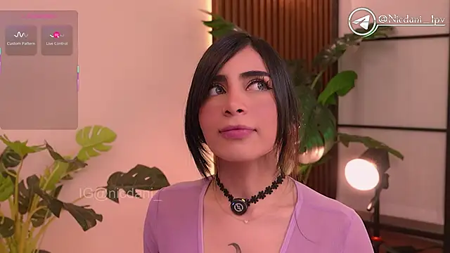 nicdani 1 online show from 19, 10, 2025