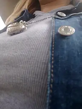 scarlett moore online show from 10, 4, 2026