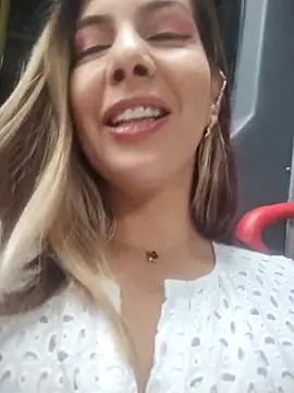 Snapshot of scarlett_moore chatting on 18, 5, 2026 scarlett moore online show from 18, 5, 2026