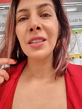 scarlett moore online show from 28, 11, 2025