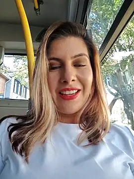 scarlett moore online show from 22, 3, 2026