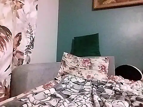 OwlosionyMisiek1991 online show from 19, 10, 2025