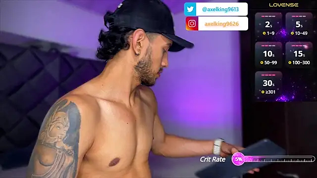 AxelKing1326 online show from 5, 3, 2025