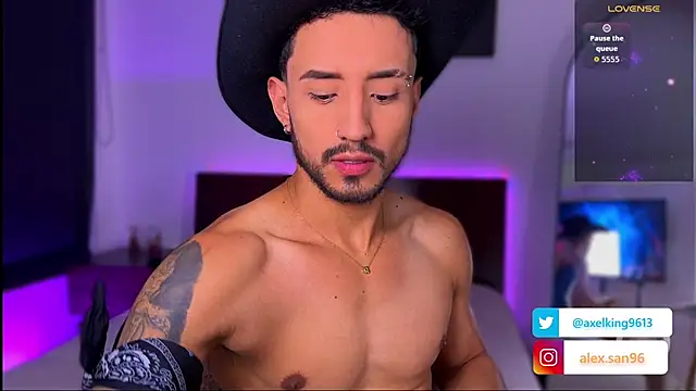 AxelKing1326 online show from 15, 11, 2025