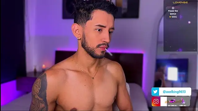 AxelKing1326 online show from 16, 11, 2025