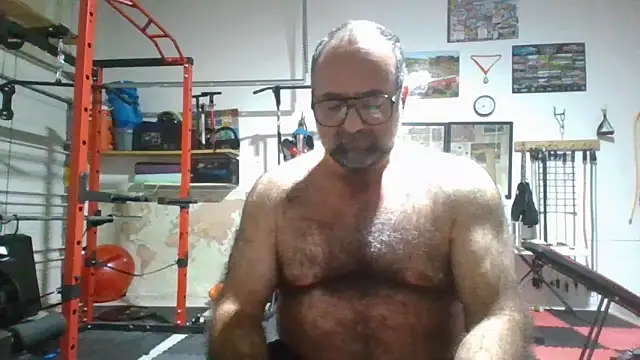 chainjulious online show from 16, 4, 2026