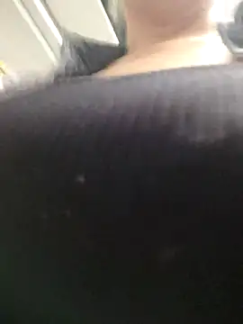 Mia Novikov online show from 18, 9, 2025