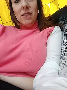 Mia Novikov online show from 28, 5, 2026