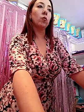 Snapshot of Mia_Novikov chatting on 18, 6, 2026 Mia Novikov online show from 18, 6, 2026