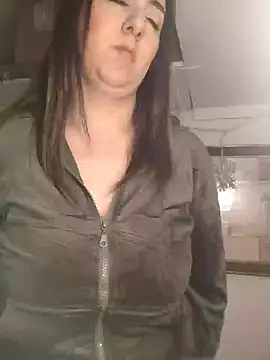 Mia Novikov online show from 17, 1, 2025