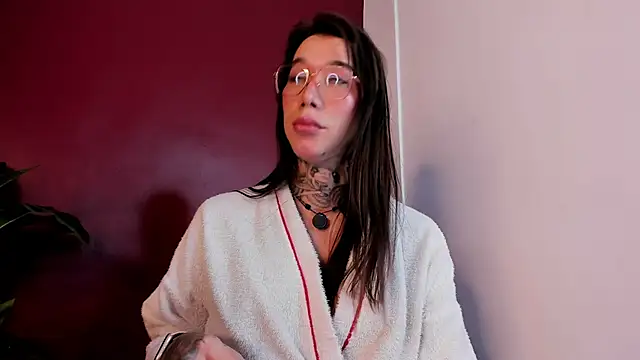 sweet karinpaz777 online show from 19, 5, 2026