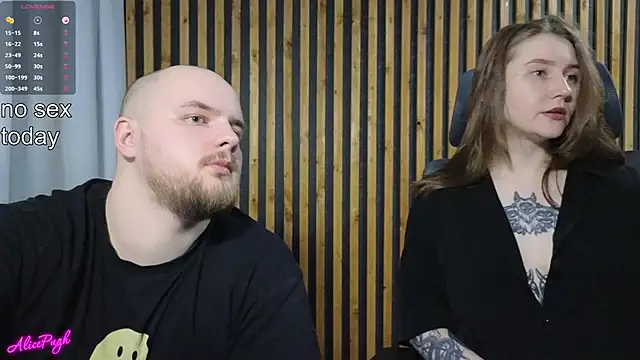 Snapshot of alicepugh chatting on 15, 3, 2025 alicepugh online show from 15, 3, 2025