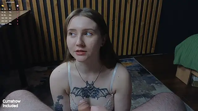 Snapshot of alicepugh chatting on 10, 10, 2025 alicepugh online show from 10, 10, 2025