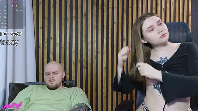 Snapshot of alicepugh chatting on 19, 3, 2025 alicepugh online show from 19, 3, 2025