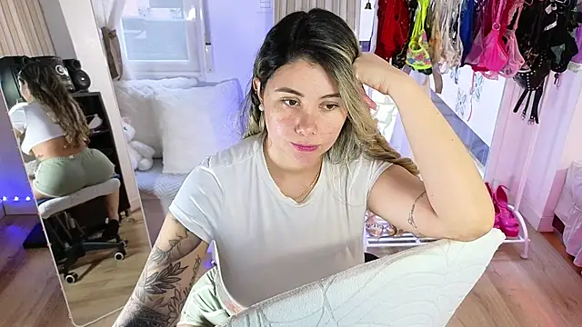 Tawny cox online show from 16, 5, 2026