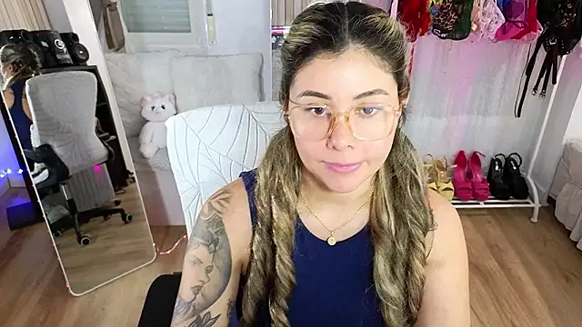 Snapshot of Tawny_cox chatting on 10, 2, 2026 Tawny cox online show from 10, 2, 2026