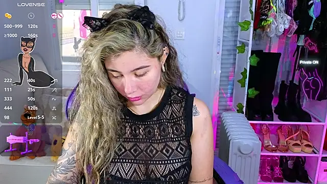 Tawny cox online show from 2, 3, 2025