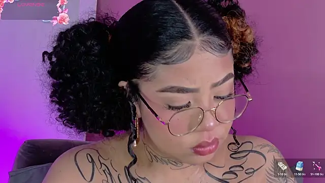 foxxy-lov3 online show from 28, 5, 2026