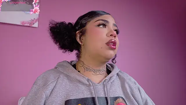 foxxy-lov3 online show from 14, 3, 2026